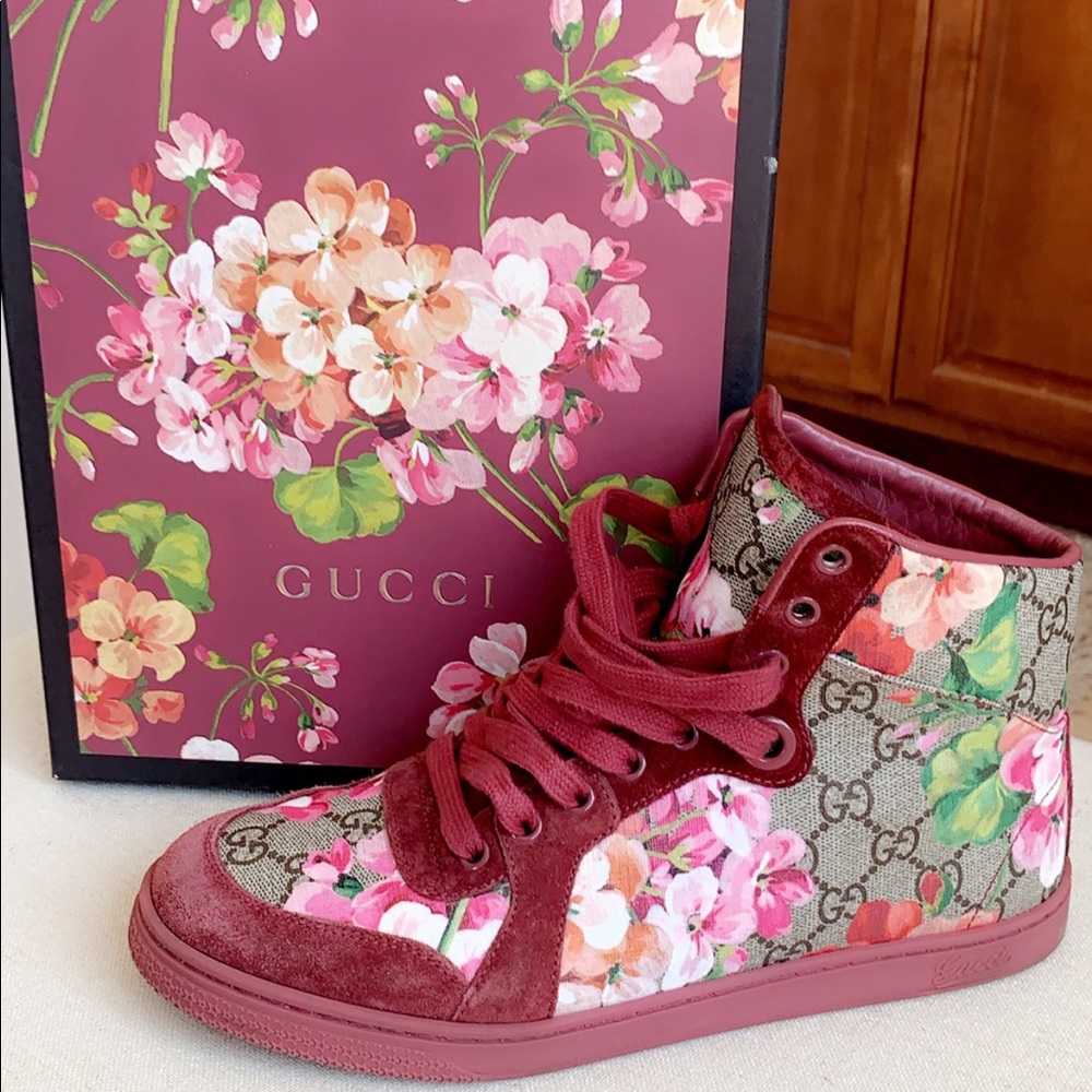 Gucci - Picture 1 of 1
